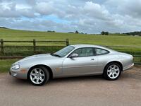 JAGUAR XK8
